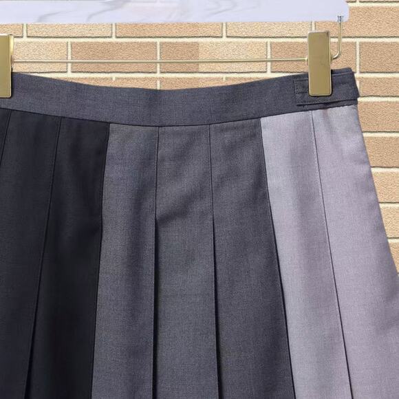 Women's Thom Browne Color Blocking Pleated Skirt - Picture 3 of 4